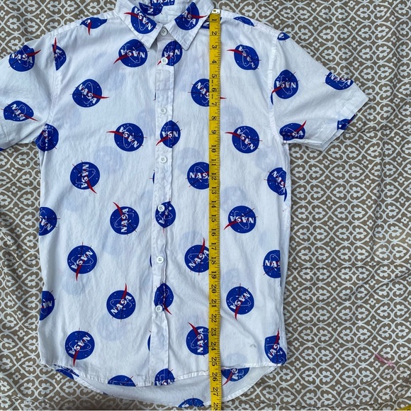 Chemistry NASA Shirt Mens All Over Print White Short Sleeve Button Up Size Small - Picture 6 of 6